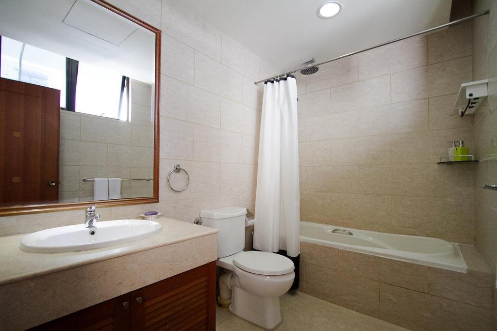 Bed & Breakfast Penthouse In The City *